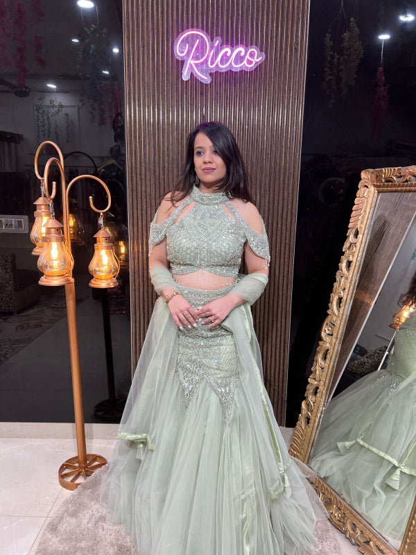 HEAVY WORK FISH CUT LEHENGA RC144