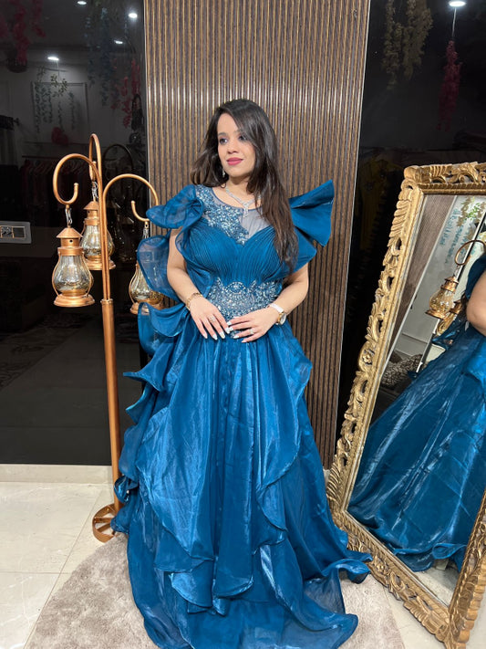 SUPER STYLISH GOWN WITH SPIRAL DUPATTA RC115