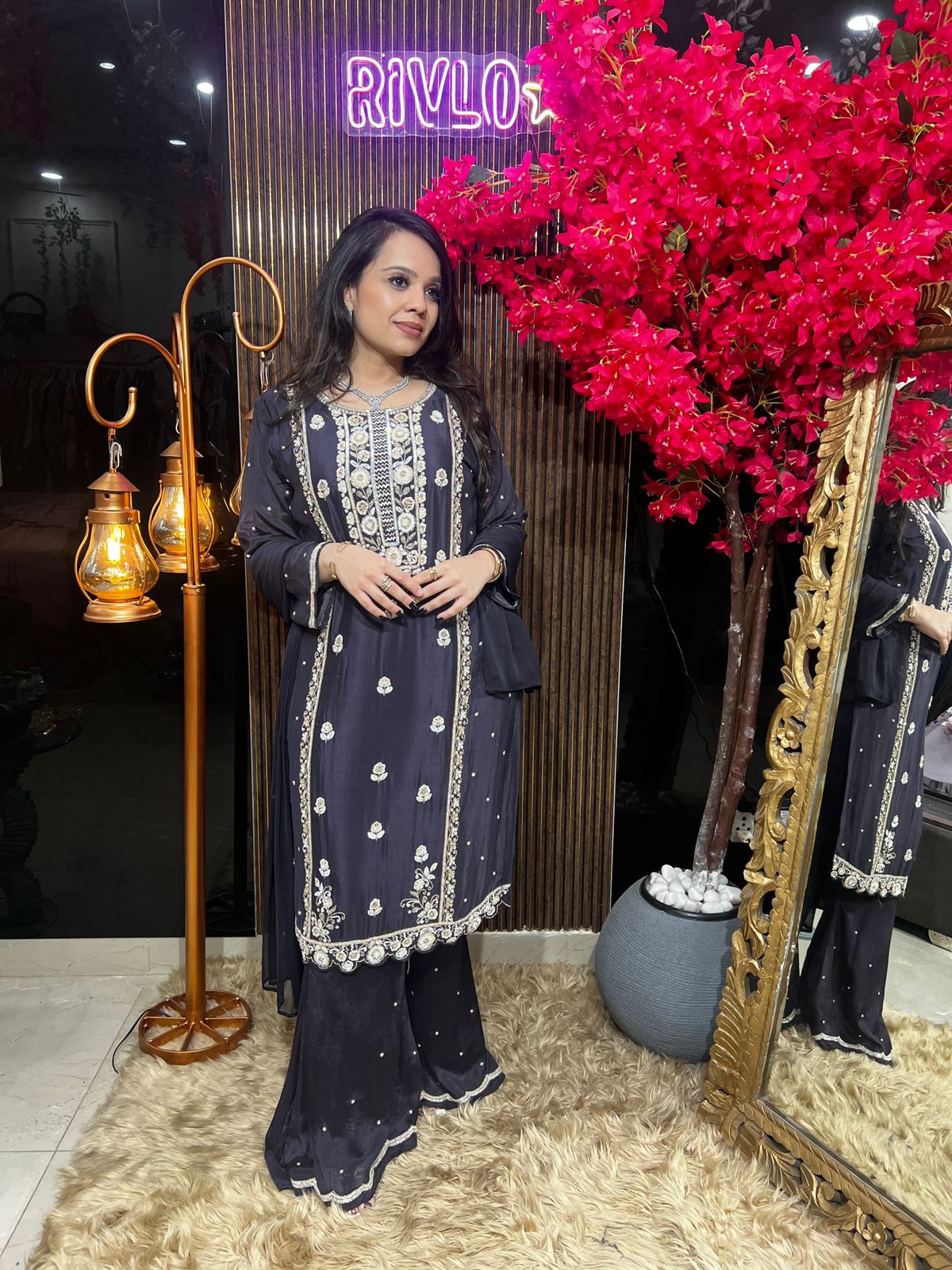 DARK MAUVE HAND WORK STYLISH SUIT RC498