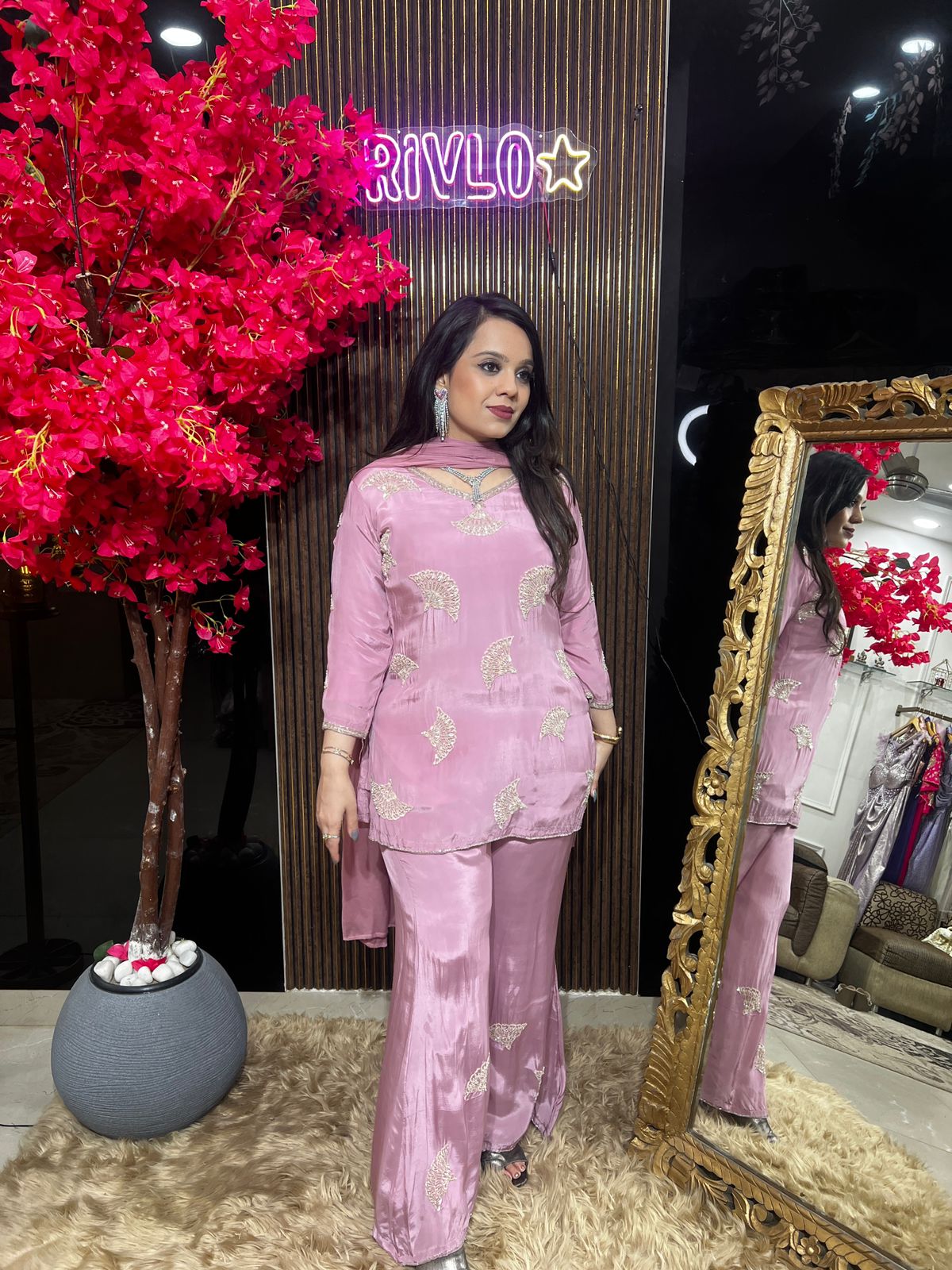 Embroidered Pink Crepe Suit RC558