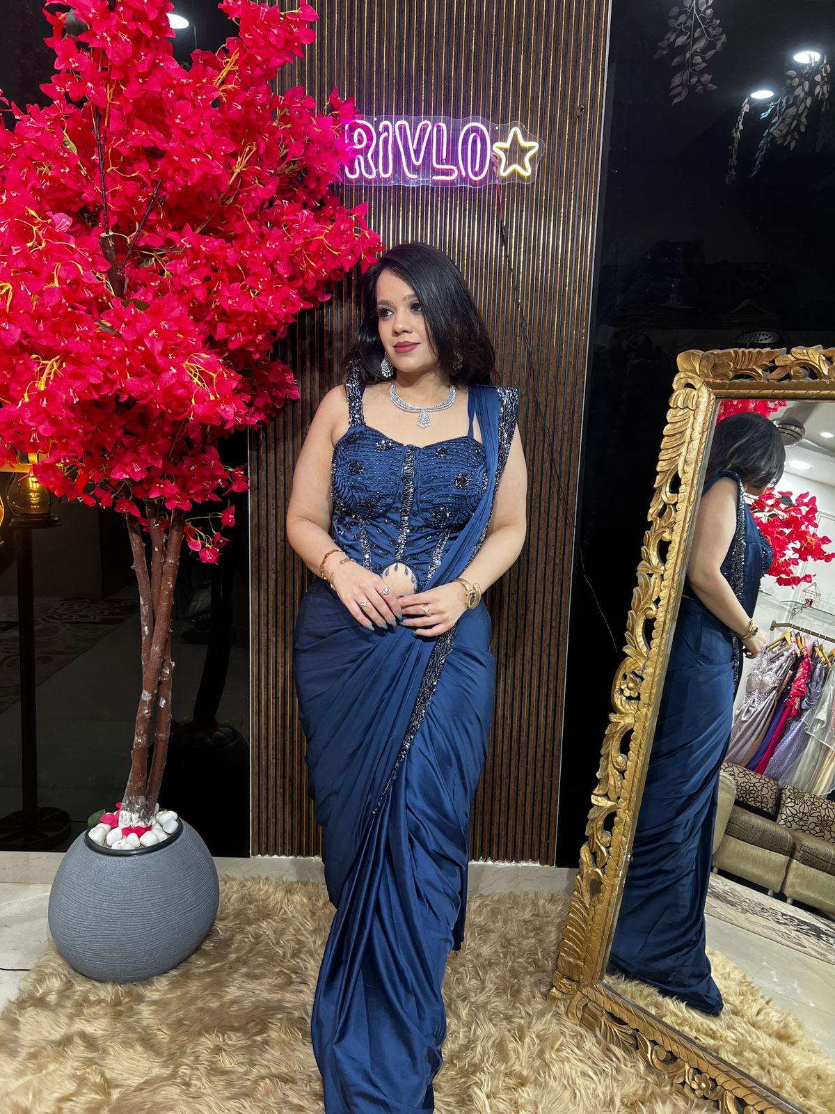 🤎✨Black & Blue Indo-Western Saree Set ✨🤎 RC554
