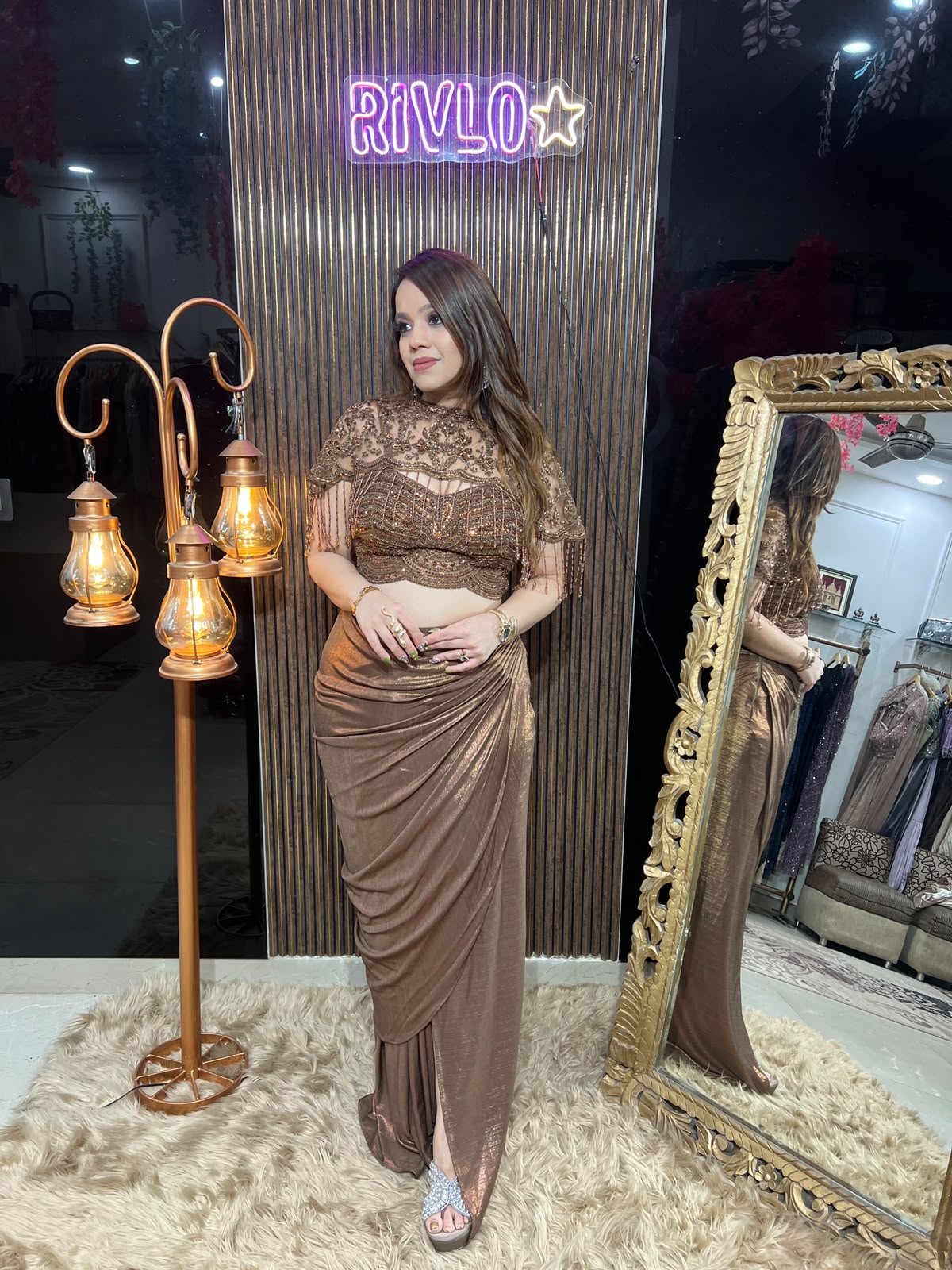 Mocha Luxe Cape Shimmer Indo RC145