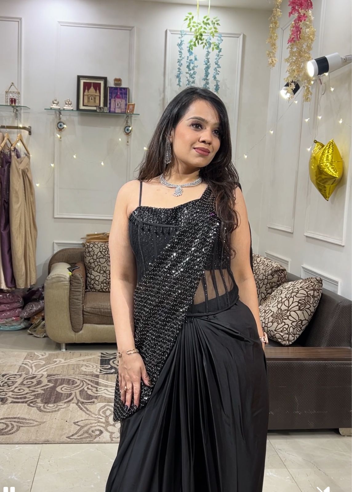 ✨ Indo-Western Ruffle Drape Set RC395