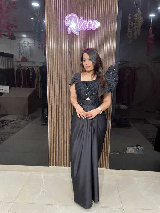Beautiful Party Wear Gown RC35