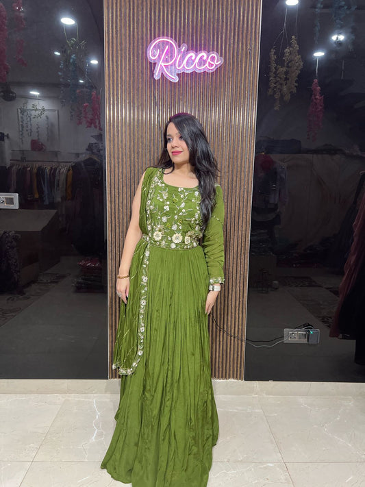 Beautiful Sequence Work Gown RC11