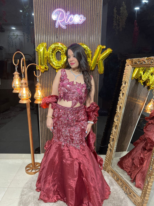 CUTWORK STUNNING FISHCUT LEHENGA RC118