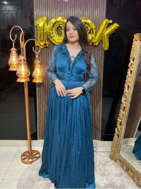Beautiful Long Gown RC143