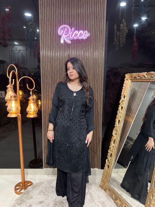 BLACK CUTDANA SUIT RC173