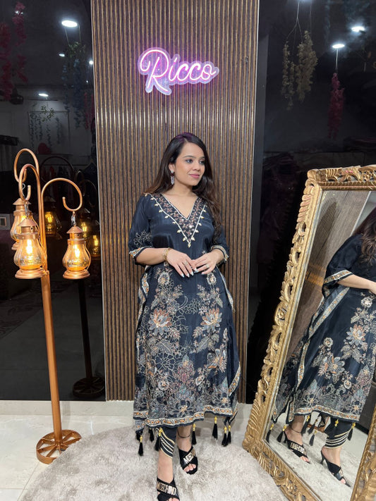 ZARI WORK KAFTAN SET RC170
