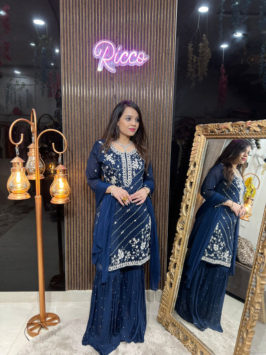 SAMRT EMBROIDERY NAVY SUIT RC178