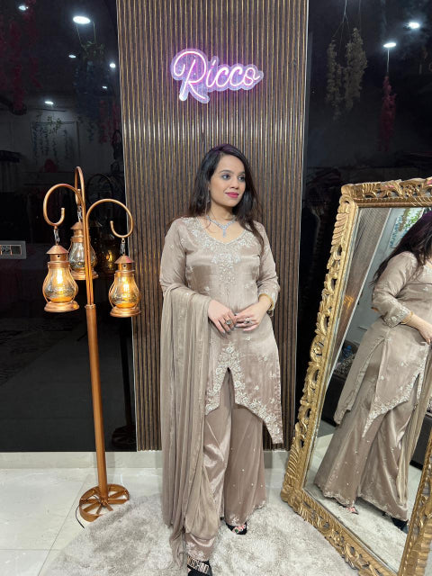 STYLISH HEAVY SUIT RC181