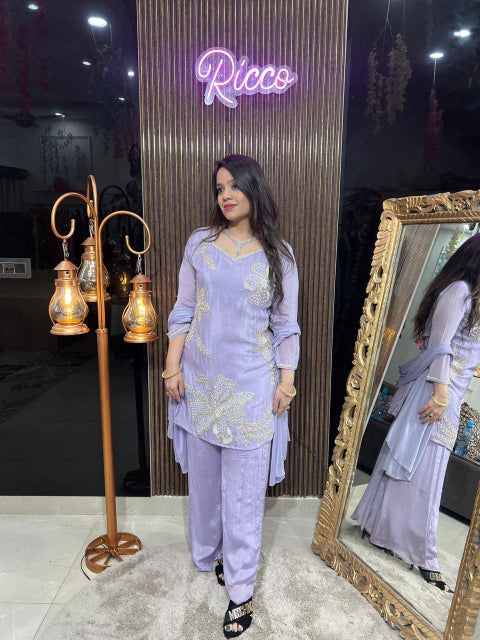 LEAF EMBROIDERY SUIT RC180