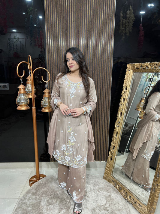 FLOWER EMBROIDERY SUIT RC188