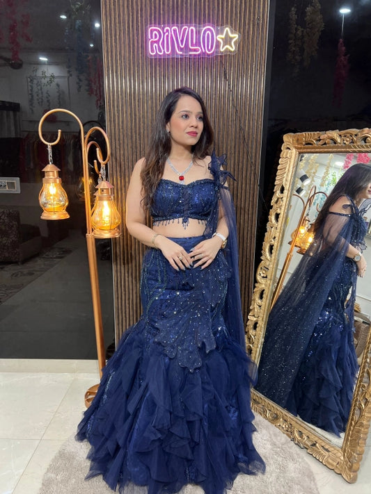 HEAVY FISHCUT LEHENGA WITH LONG STYLISH LEAF RC208