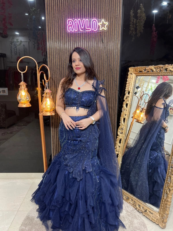 HEAVY FISHCUT LEHENGA WITH LONG STYLISH LEAF RC208