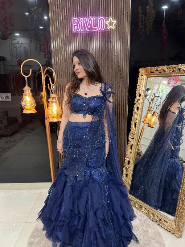 HEAVY FISHCUT LEHENGA WITH LONG STYLISH LEAF RC208