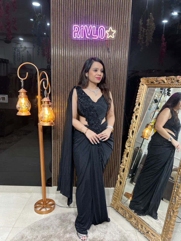 SEXY BLACK GOWN RC240