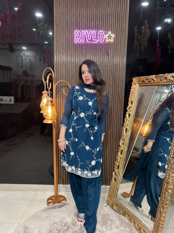 ✨Farshi Salwar Midnight Blossom Embroidered Suit Set ✨ RC268