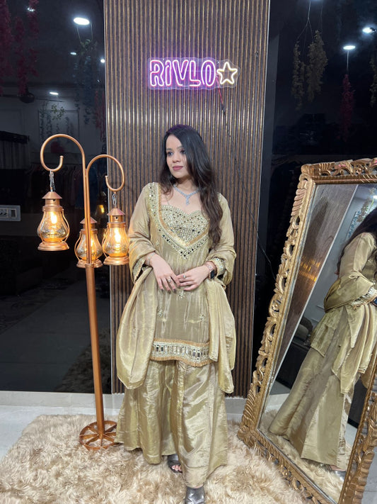 ✨ Golden Embroidered 3PIECE Suit Set ✨RC284