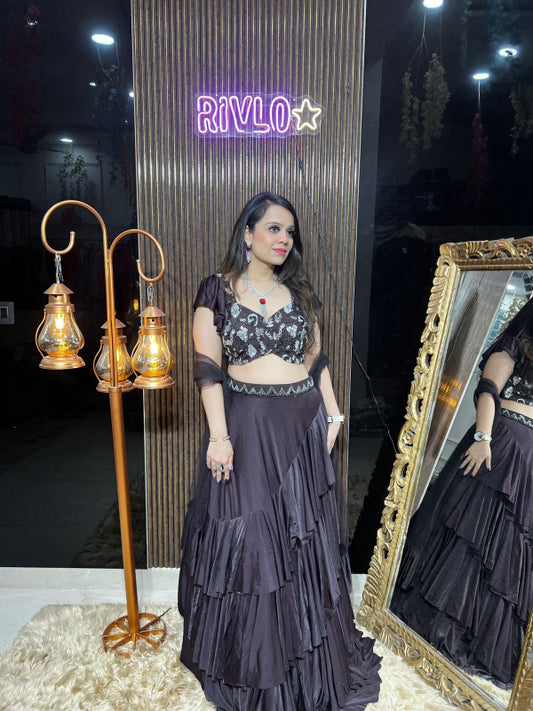🌸 Embrace elegance with this dreamy layered lehenga set. 🌸 RC347