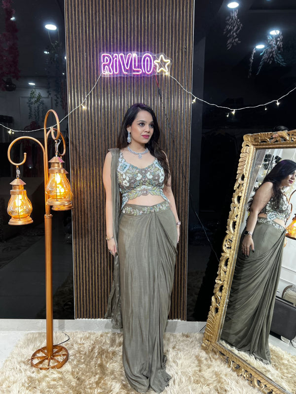 💫 Olive Green Pre-Draped Saree Set by Rivlo Aurum AC02