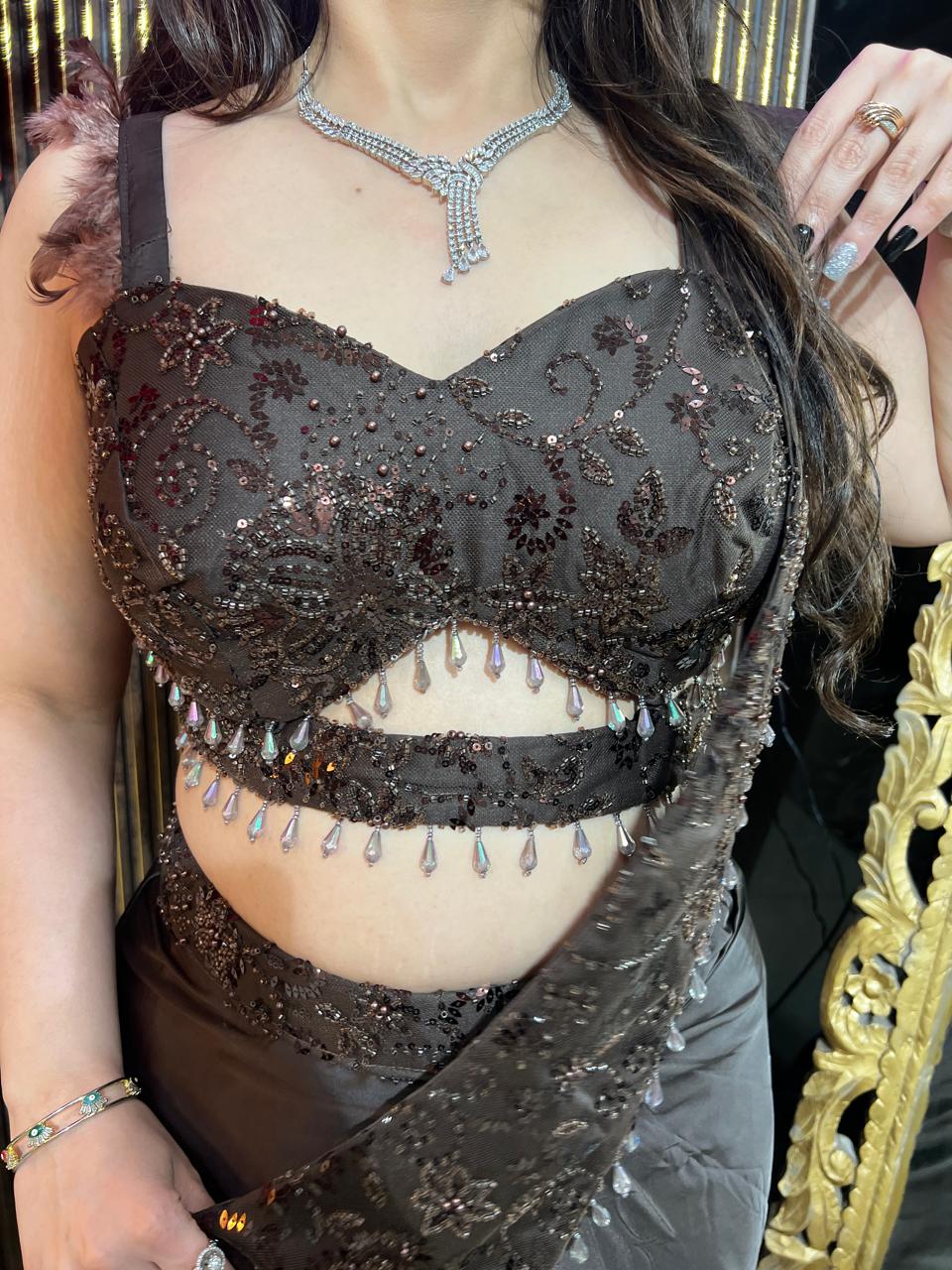 Cocoa, Wine And Beige Embellished Drape Set ✨ RC542