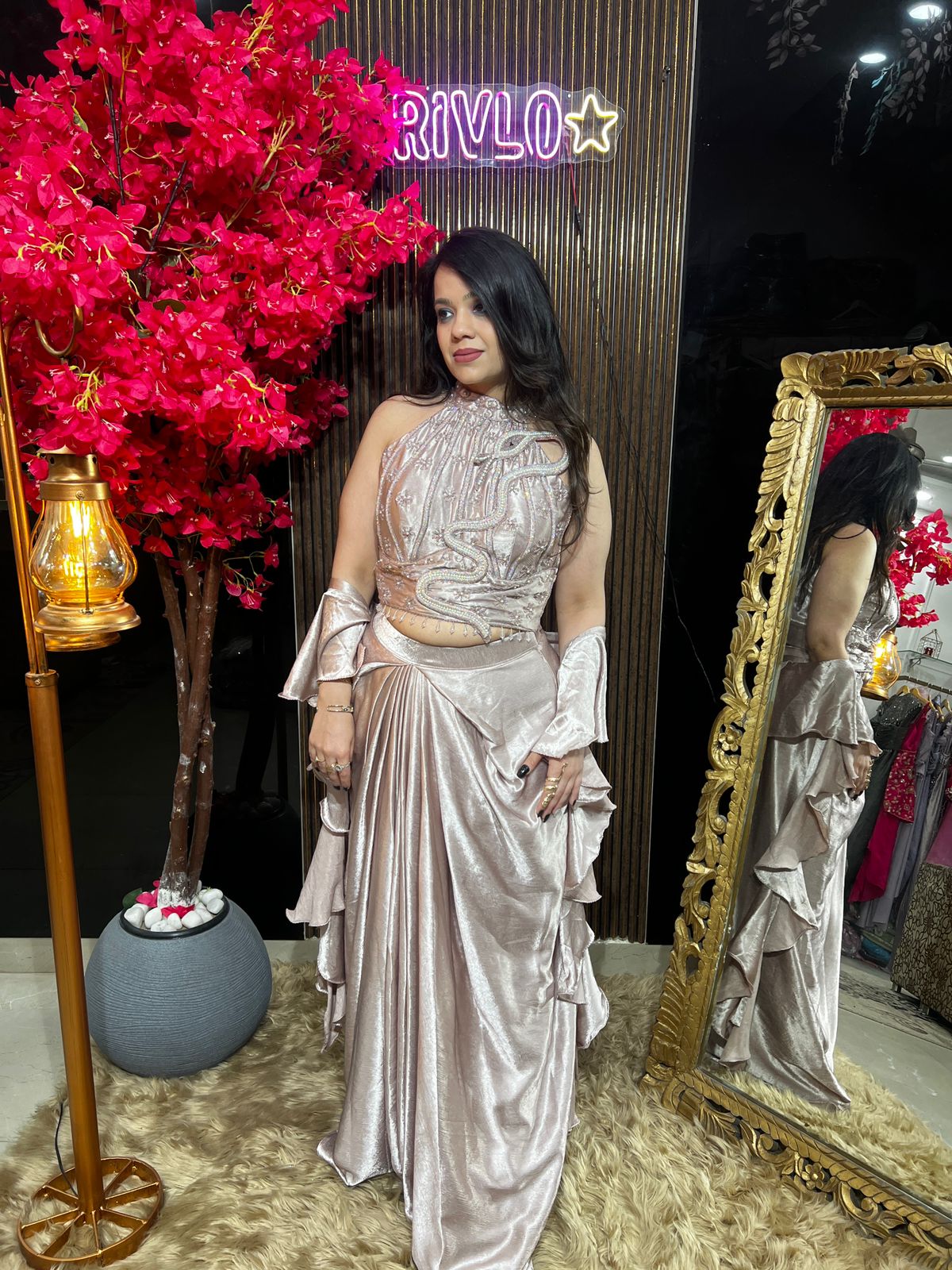 Dark Pink And Baby Pink Serpentine Embellished Drape Set and free snake ring ✨ RC552