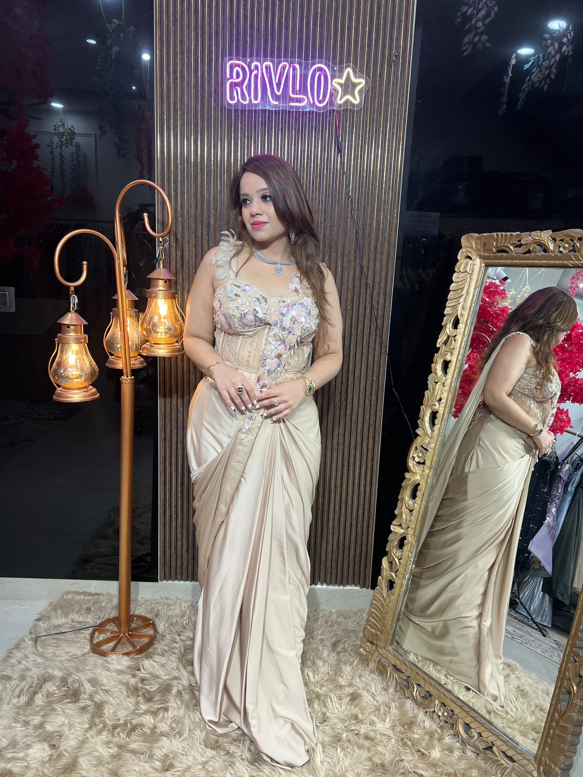 Cream Heavy work drape with guitar dupatta RC621